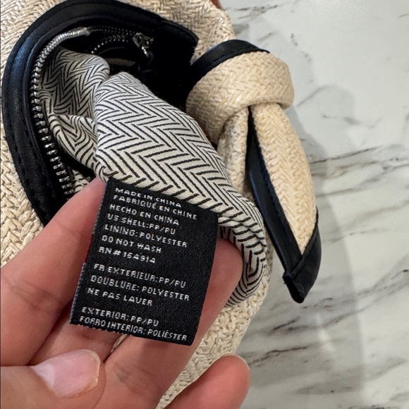 NWT Urban Expressions Beige and Black Crossbody Bag - Picture 12 of 16